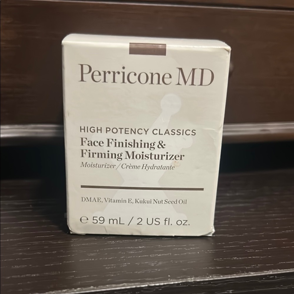 Perricone MD White Moisturizer Skincare Essential full size
